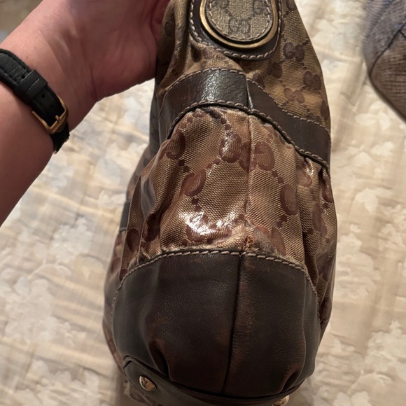 Authentic Gucci Shoulder Bag Purchased from poshmark and never carried. - Picture 6 of 11